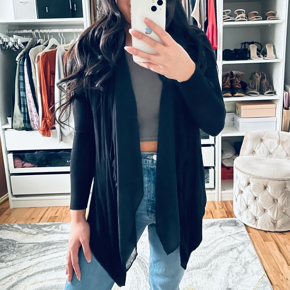 Jennifer Lopez Sweaters - JENNIFER LOPEZ Black Chiffon Cardigan